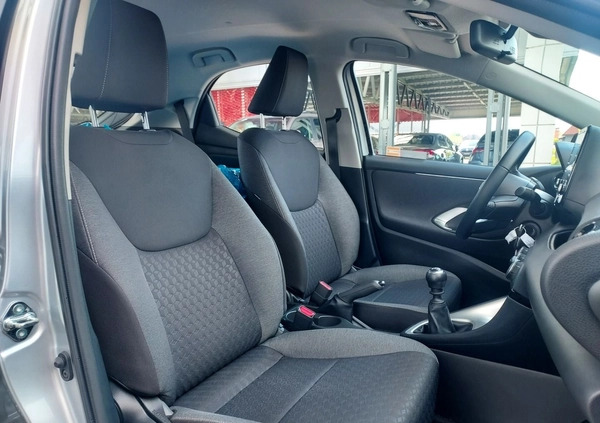 Toyota Yaris cena 72900 przebieg: 10150, rok produkcji 2023 z Września małe 172